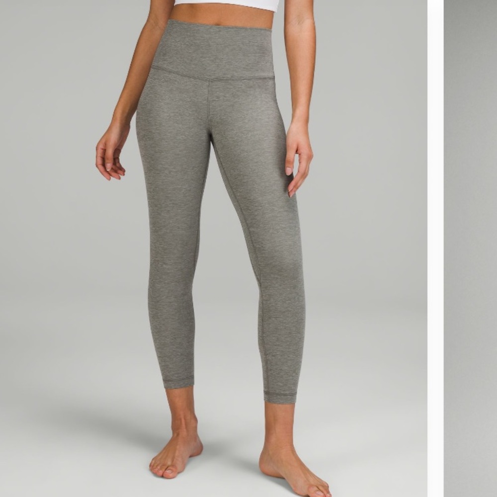 Lululemon High-Rise Aligns 25”